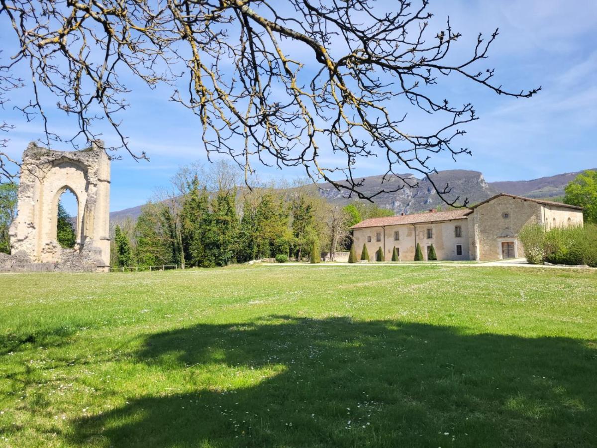 Au Pied Du Vercors Tout Est Permis La Riviere  Exterior foto